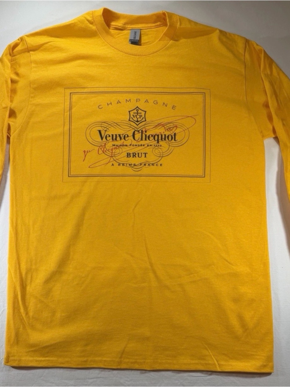 Veuve Clicquot Champagne Long Sleeve Shirt Yellow Men’s Large